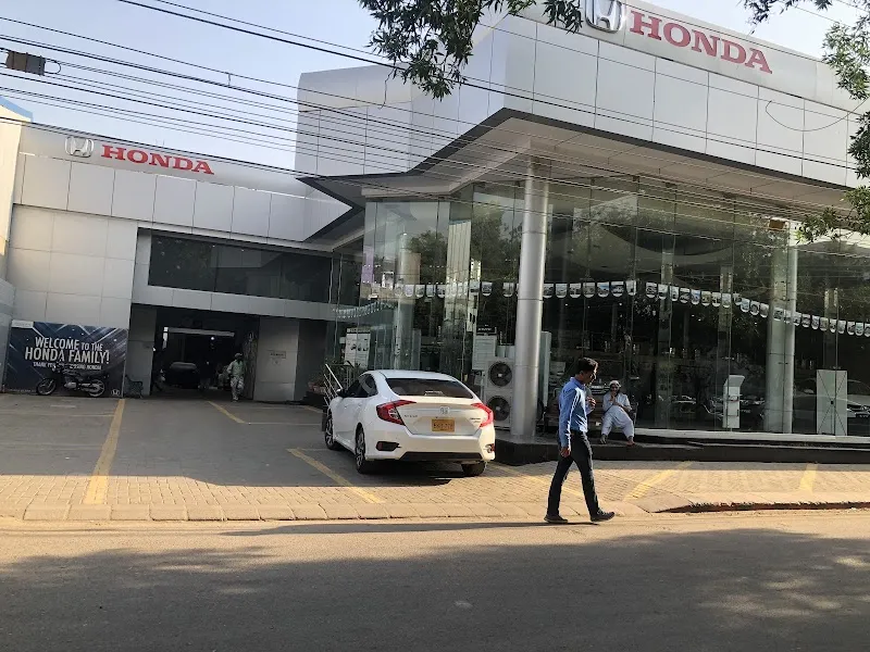 Honda Shahra-e-Faisal