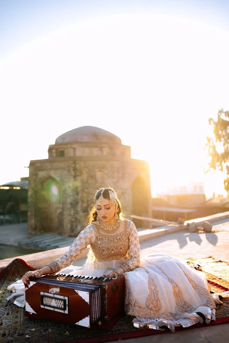 Spotshootfilms & photography