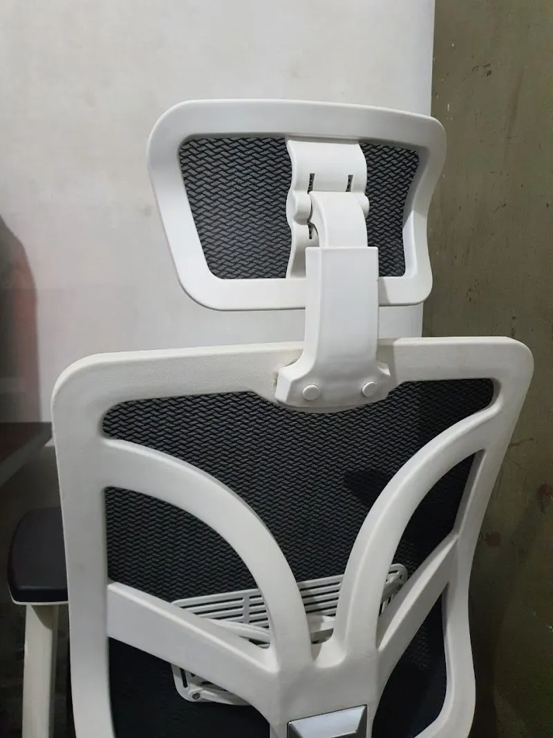 Best Office Furniture Store in Lahore | Crafted Furniture