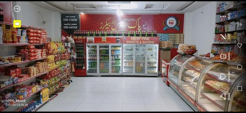 New Pak Sweets & Bakers