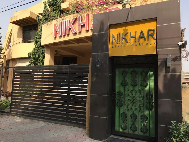 Nikhar Beauty Salon