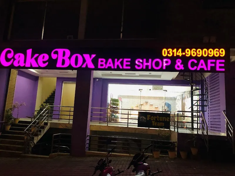 Cake Box - Bake Shop & Cafe